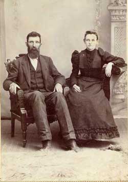 John W. Luker and Sallie Castleberry Luker photo